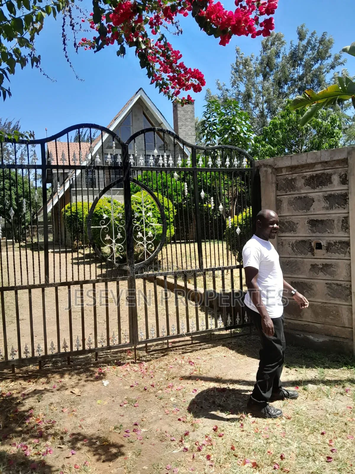5bdrm Mansion in Rongai Nazarene, Maasai Lodge for sale