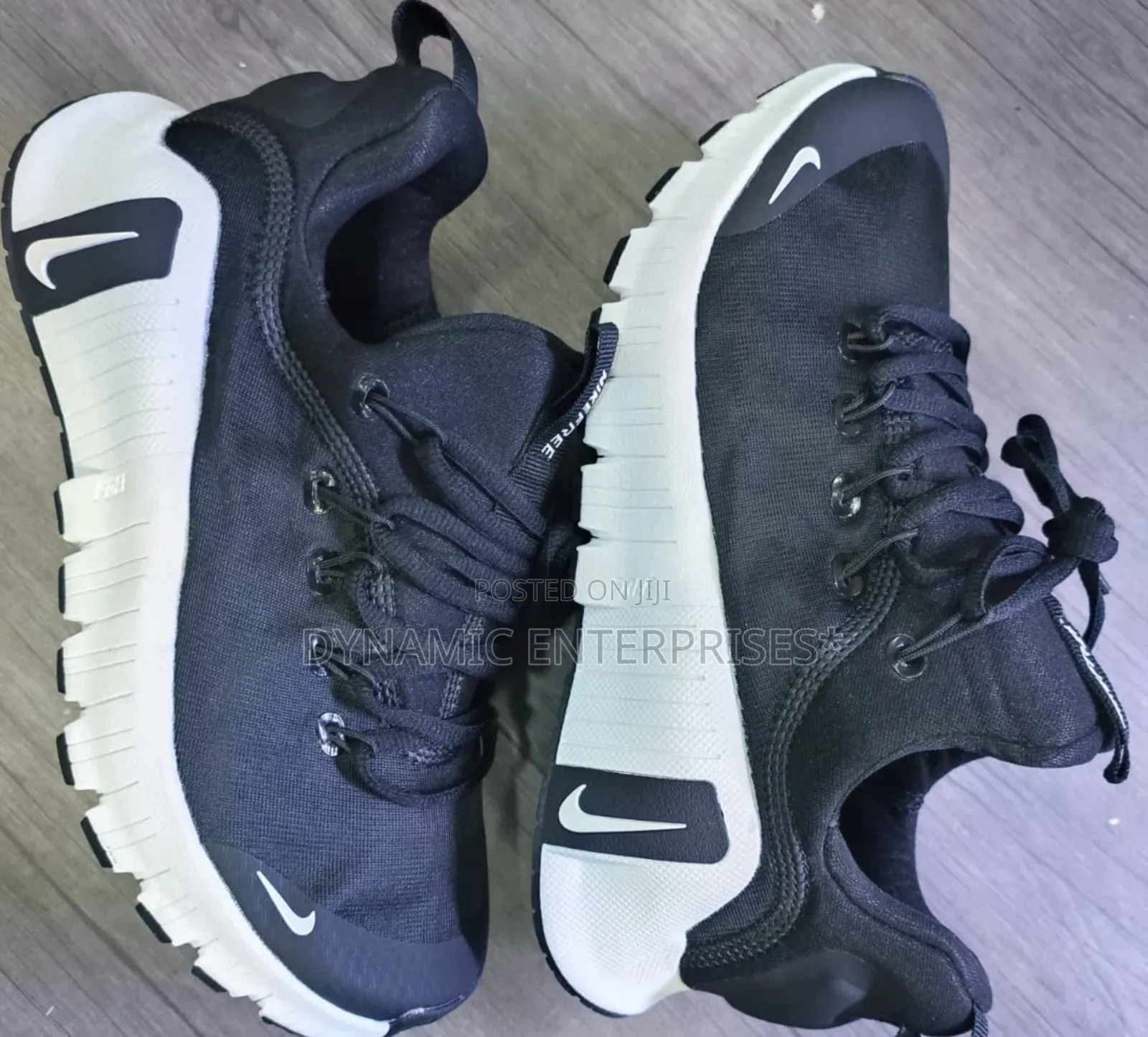 Nike Metcon Black and White Shoes Sz :37-45