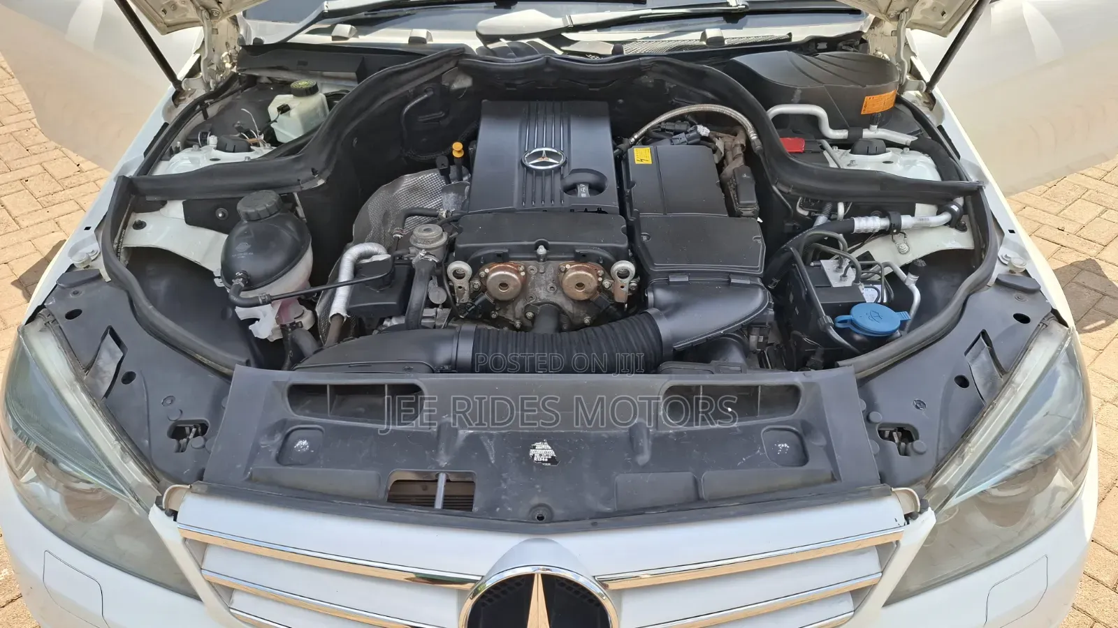 Mercedes-Benz C200 2008 White