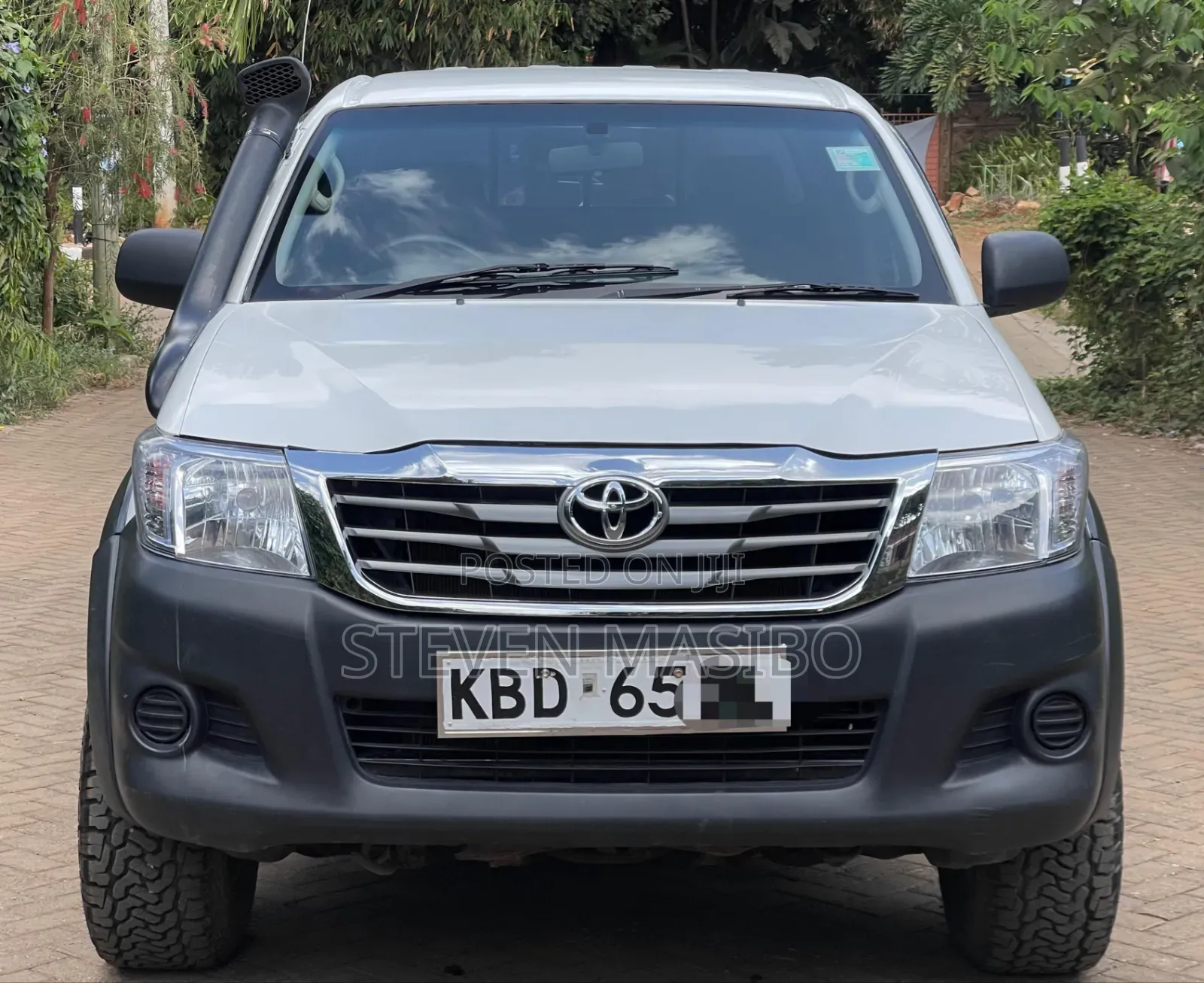 Toyota Hilux 2008 White