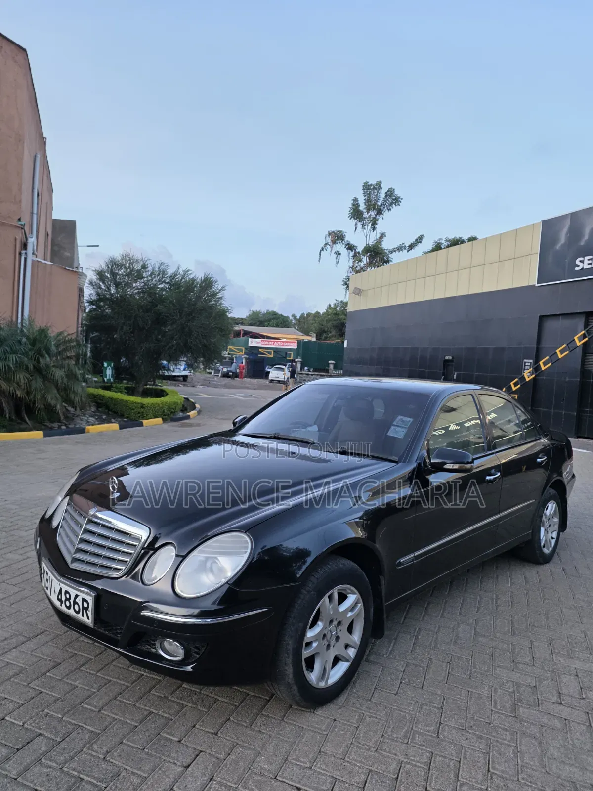 Mercedes-Benz E200 2006 Black
