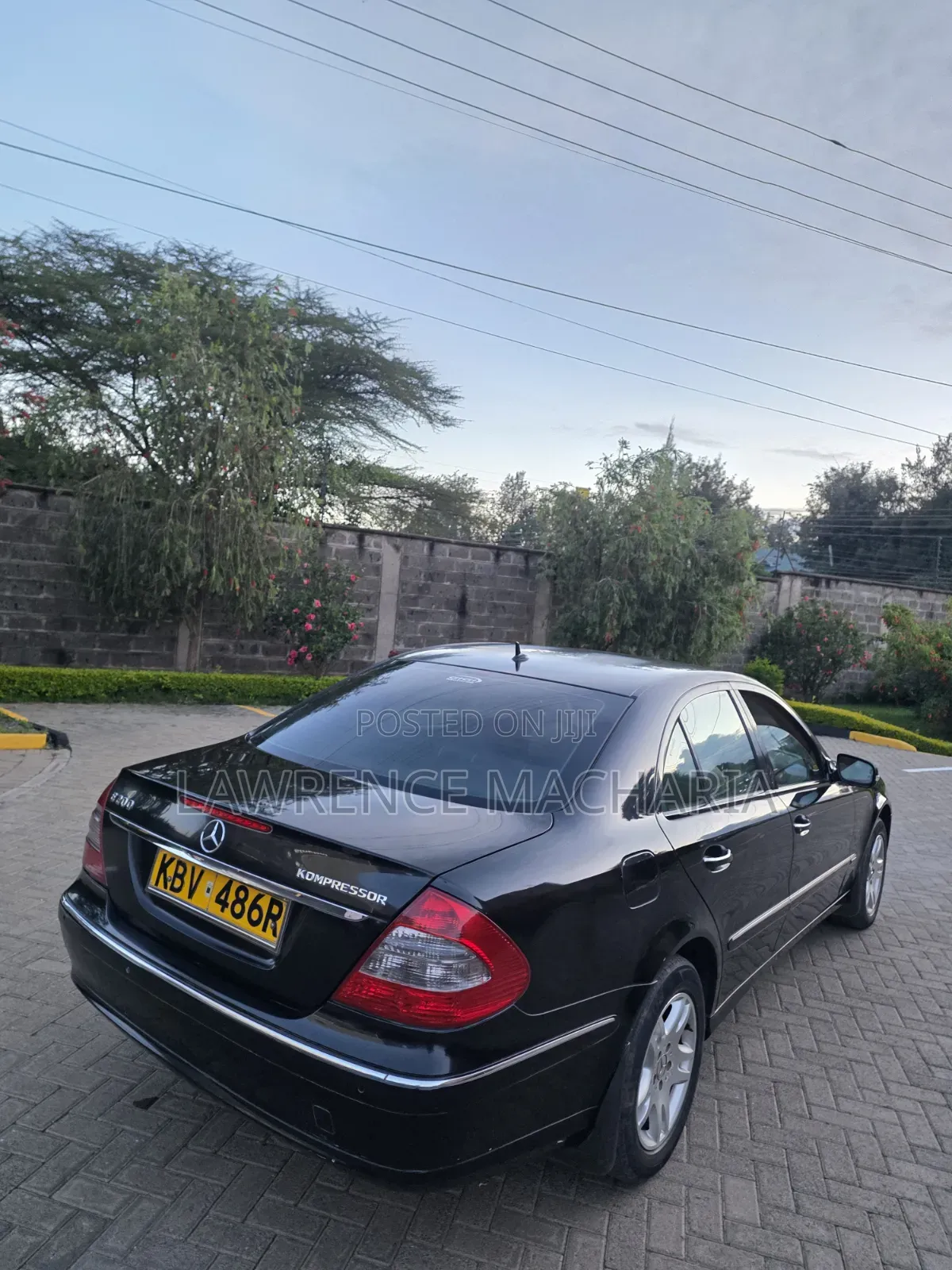 Mercedes-Benz E200 2006 Black