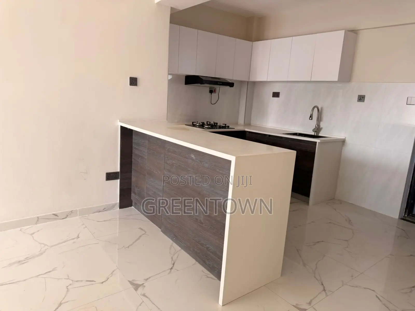 3bdrm Apartment in Kindaruma Homes, Kilimani for sale