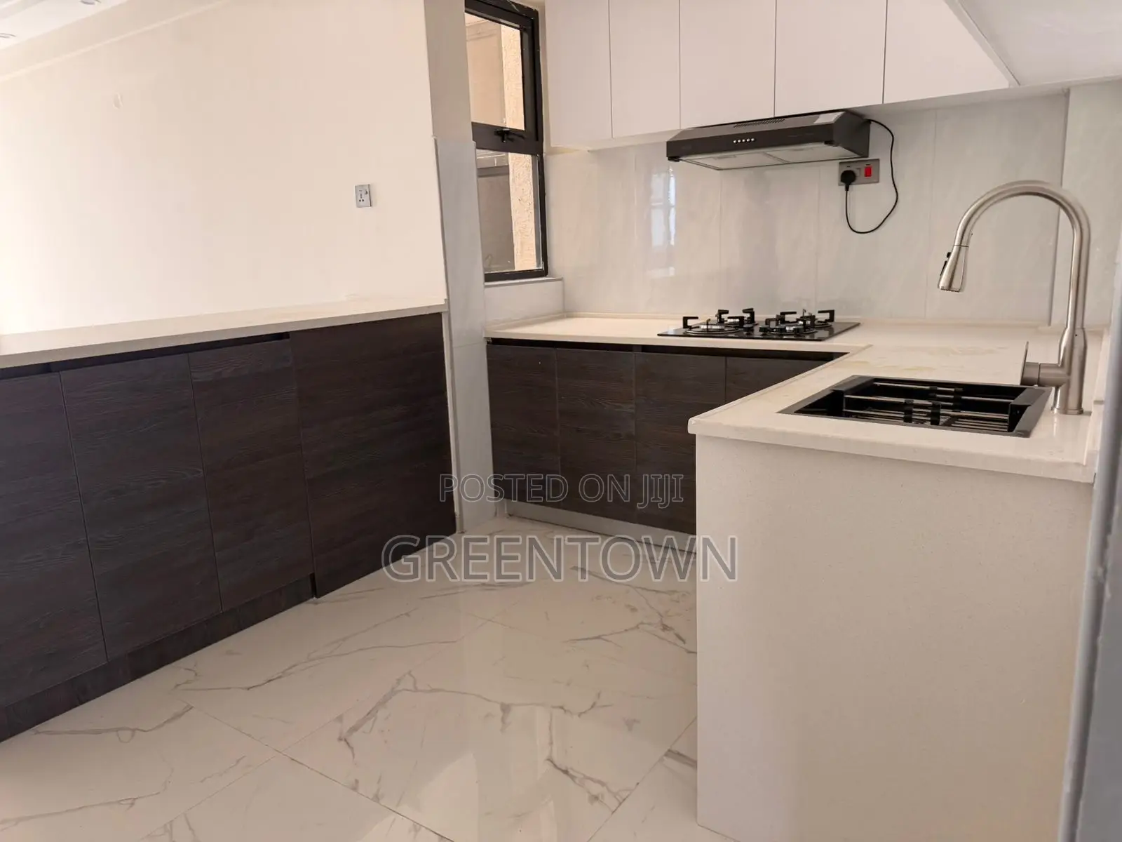 3bdrm Apartment in Kindaruma Homes, Kilimani for sale