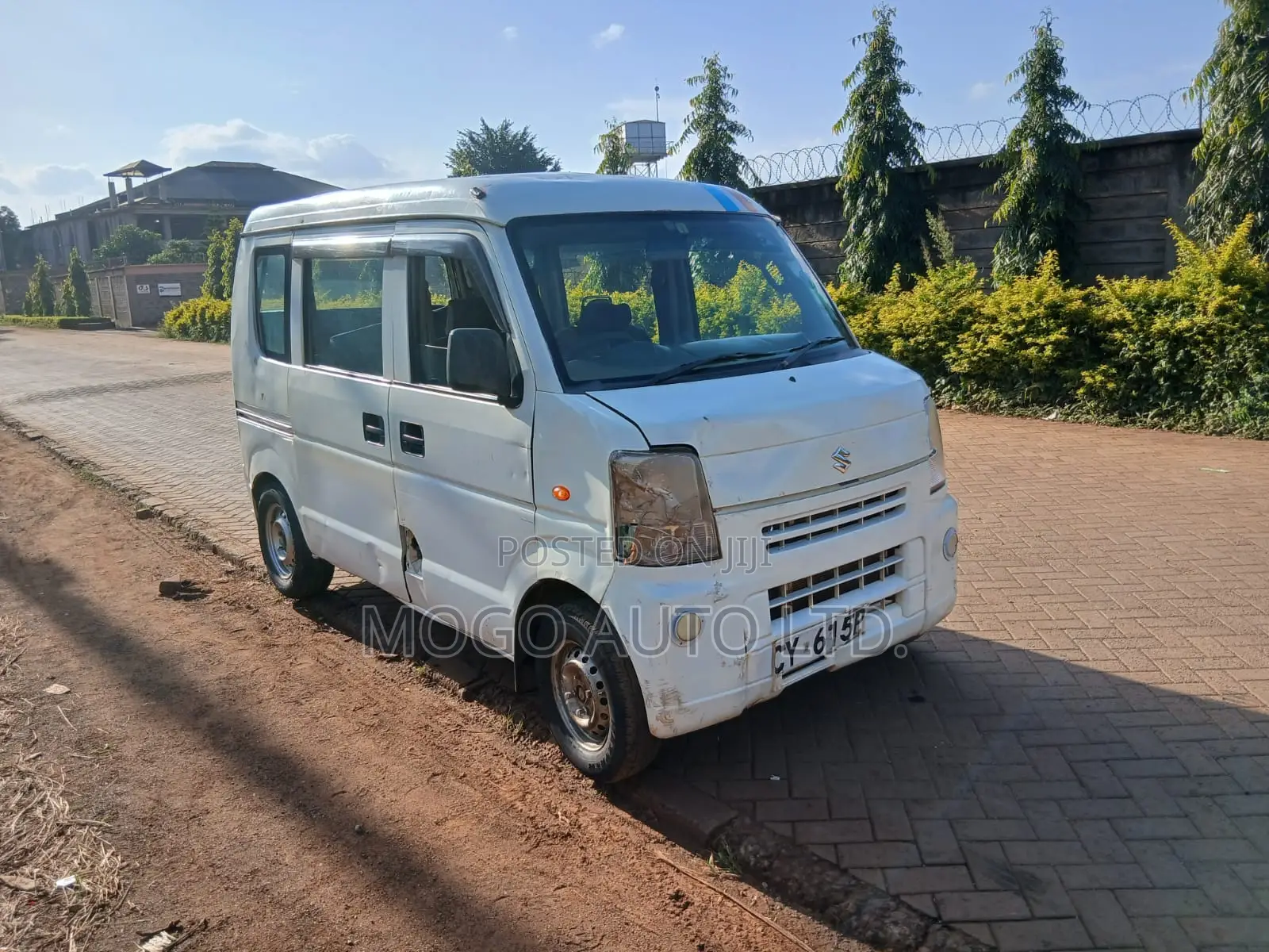 Suzuki Every Wagon 2014 White