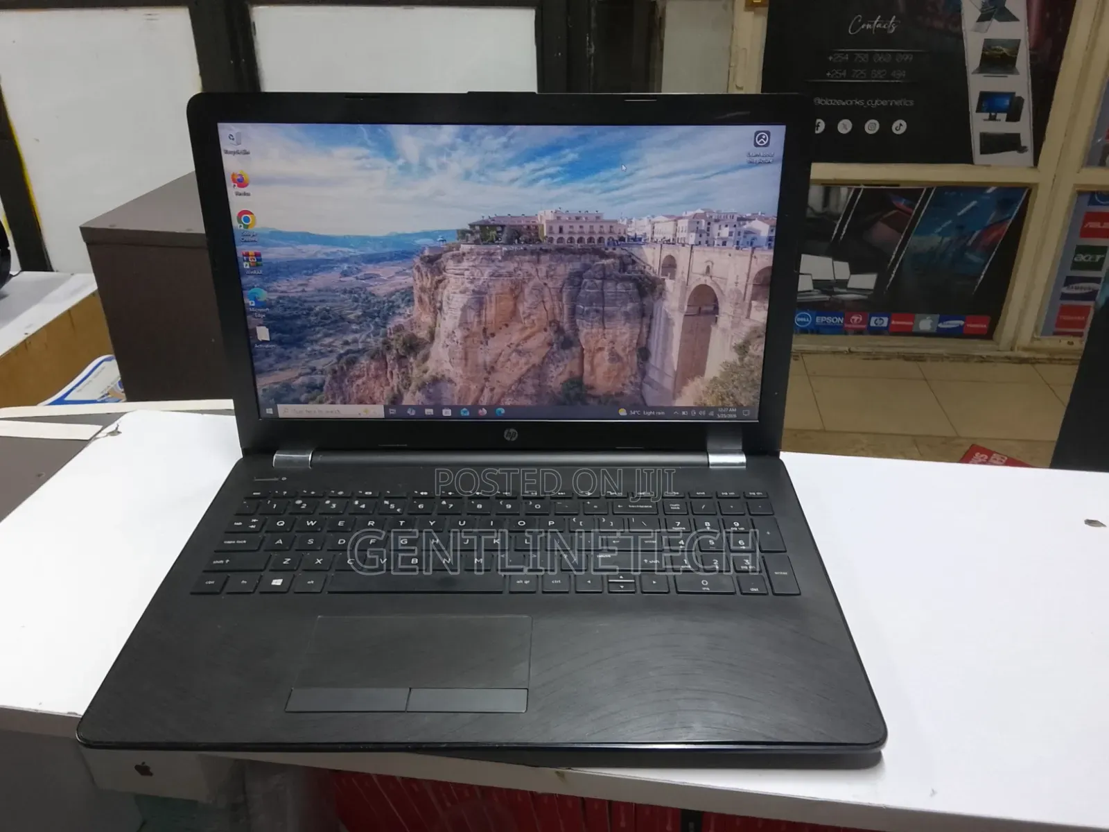Laptop HP 250 G6 8GB Intel Core i5 HDD+SSD 500GB