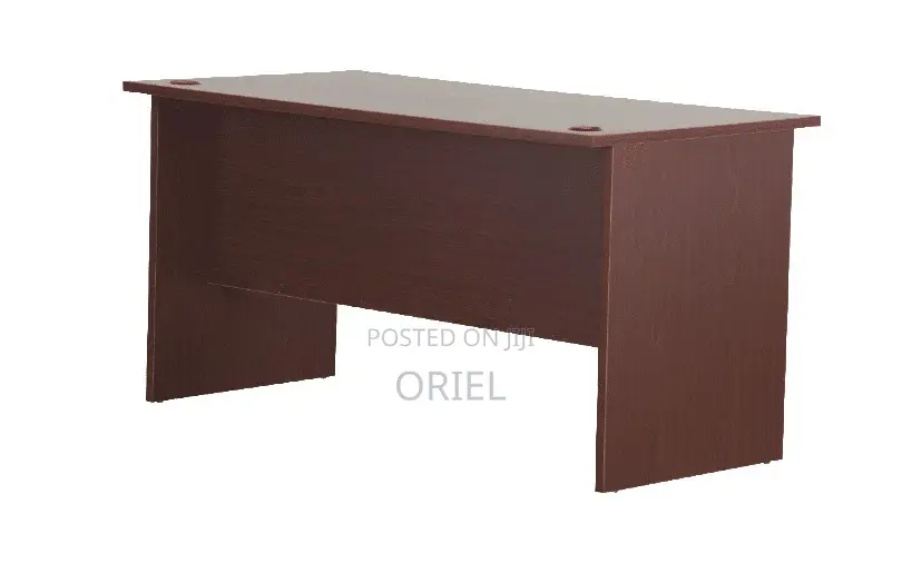 Office Desk : 0.9m Local Office Desk