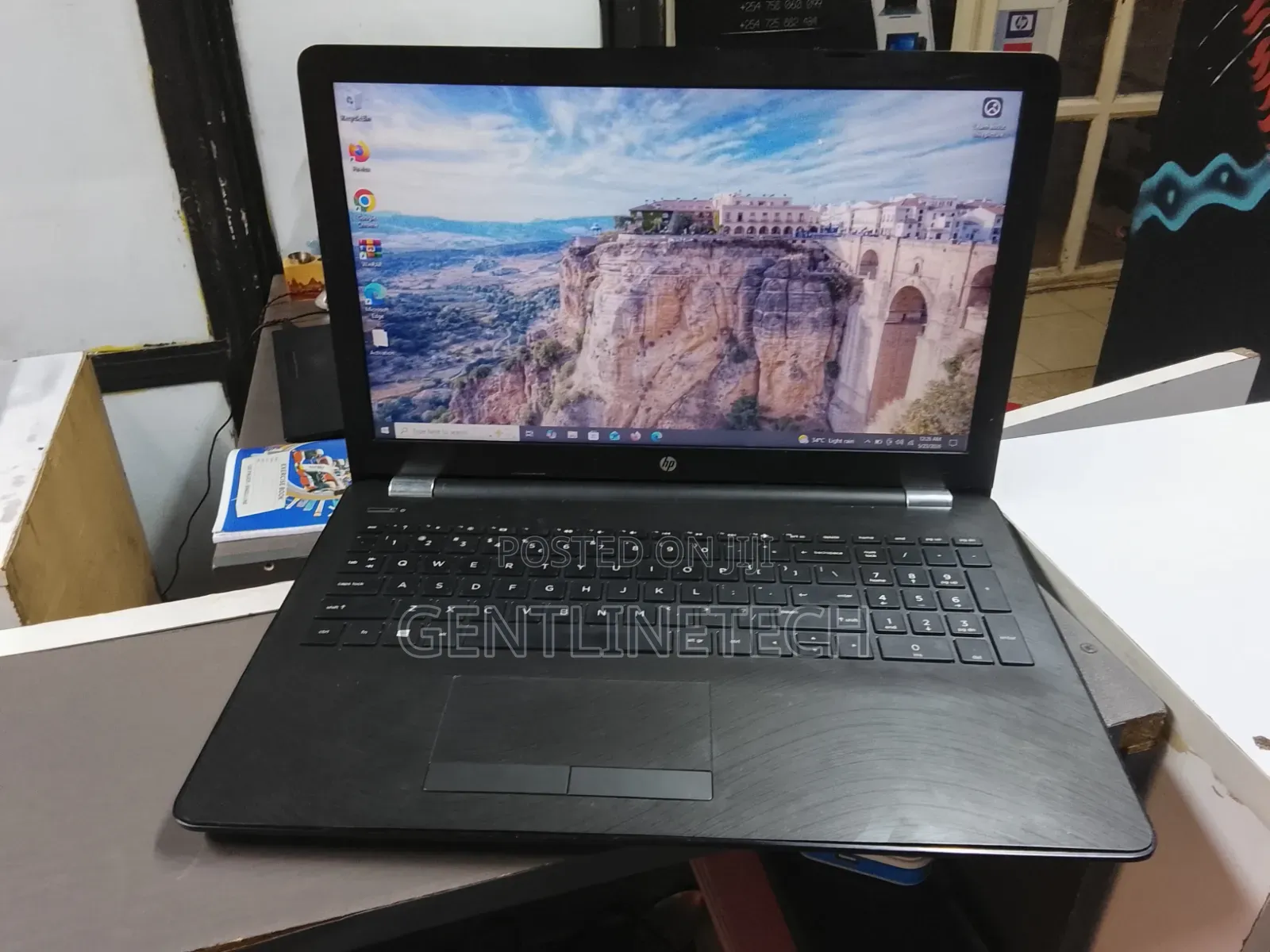 Laptop HP 250 G6 8GB Intel Core i5 HDD+SSD 500GB