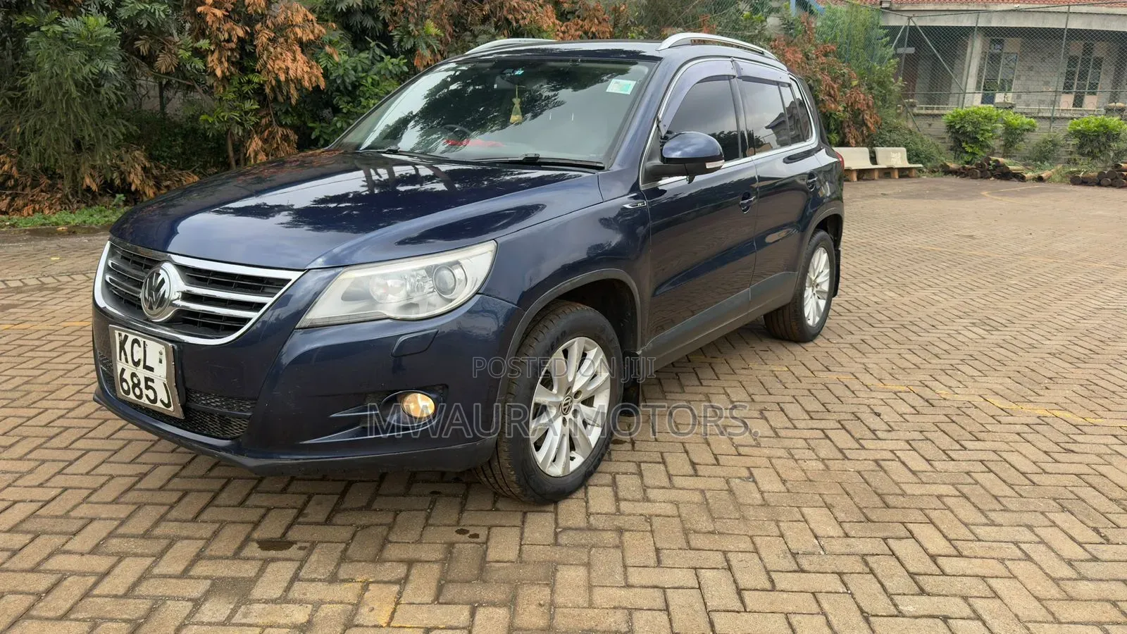 Volkswagen Tiguan S 4Motion 2011 Black