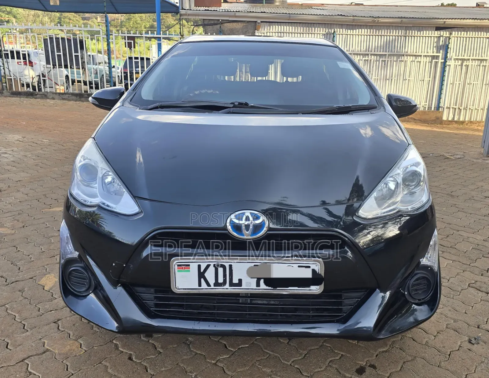 Toyota Aqua 2016 Black