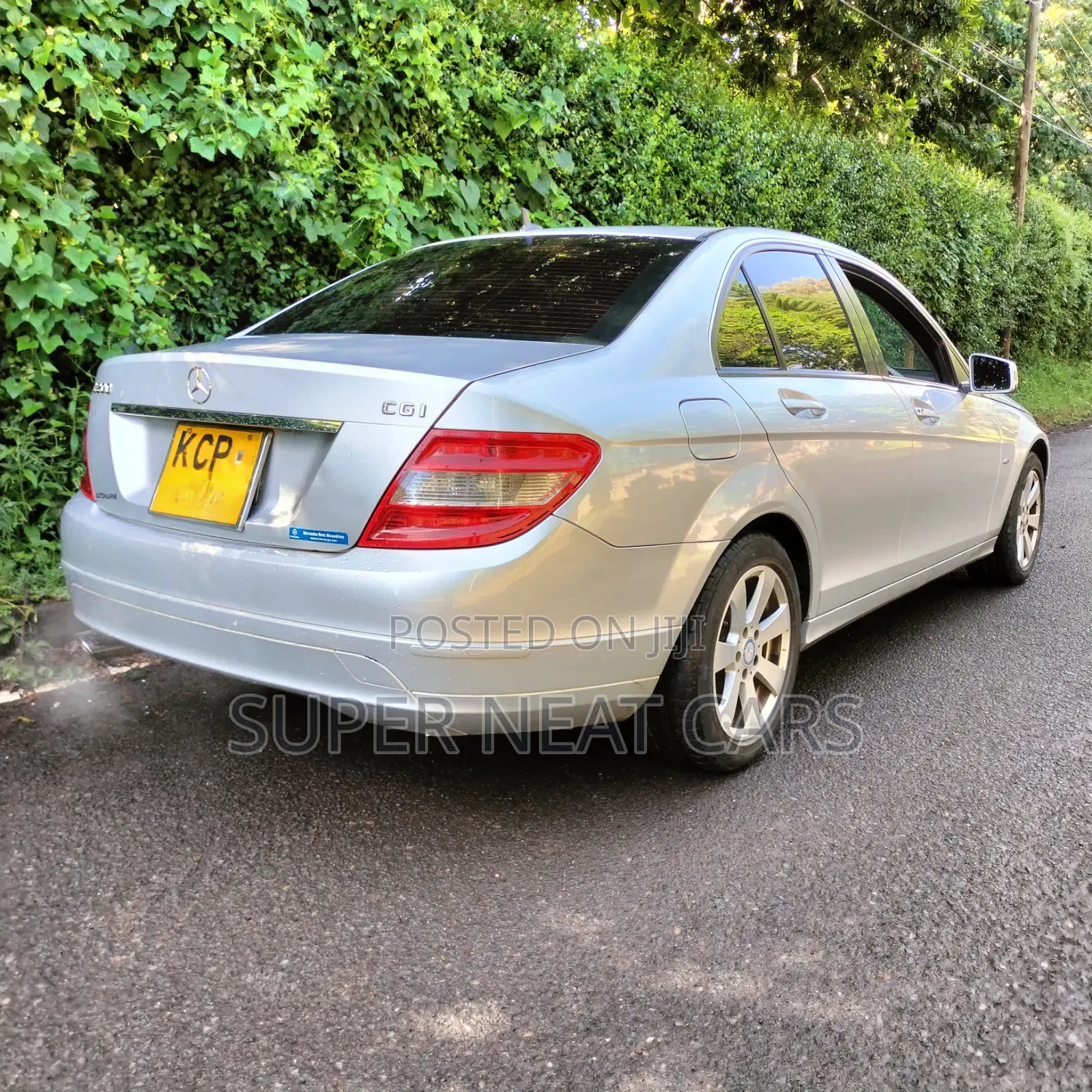 Mercedes-Benz C200 2011 Silver