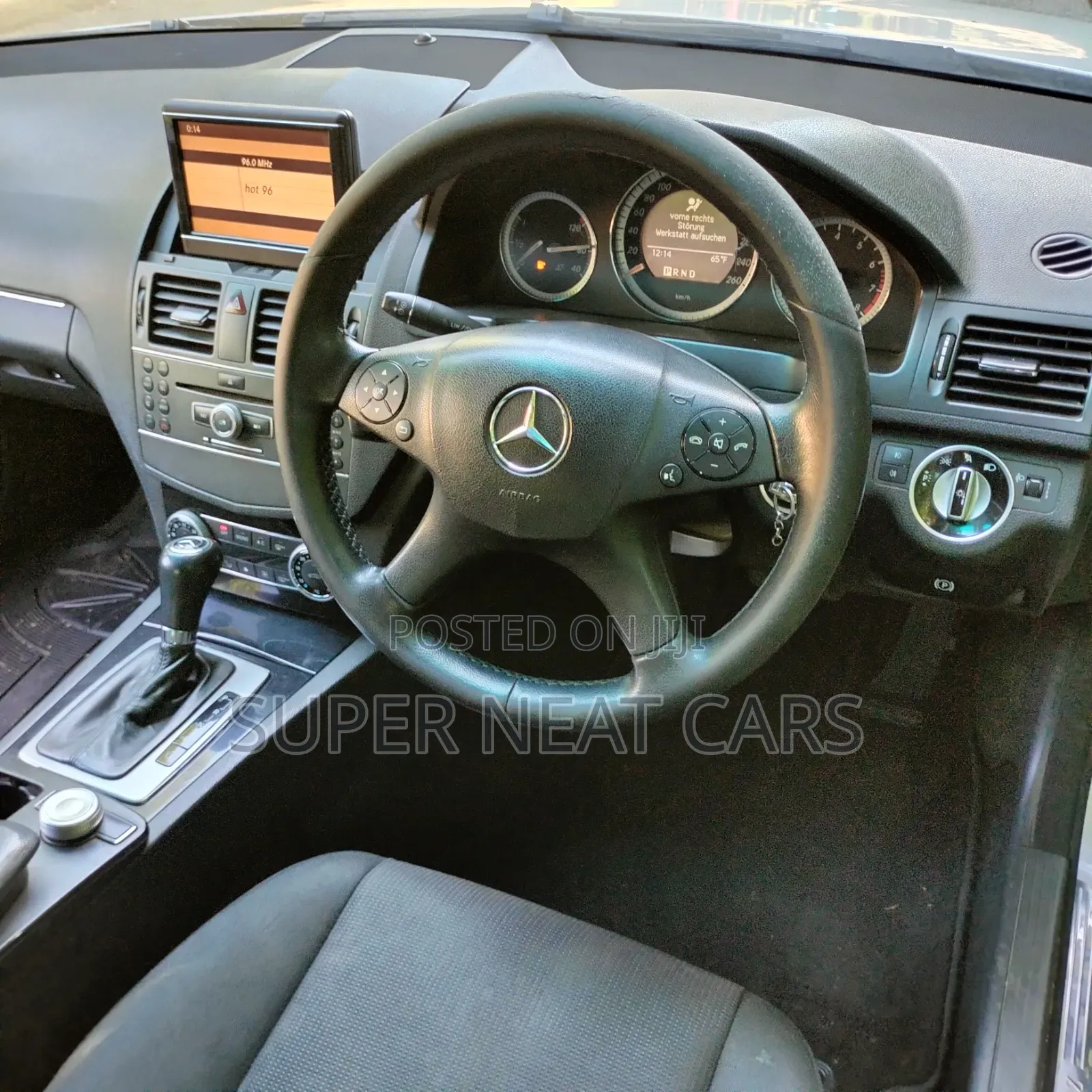 Mercedes-Benz C200 2011 Silver