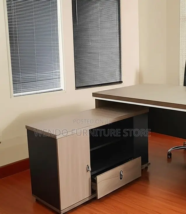 Office Desk; 1.8 Meters Bretney Executive Office Desk