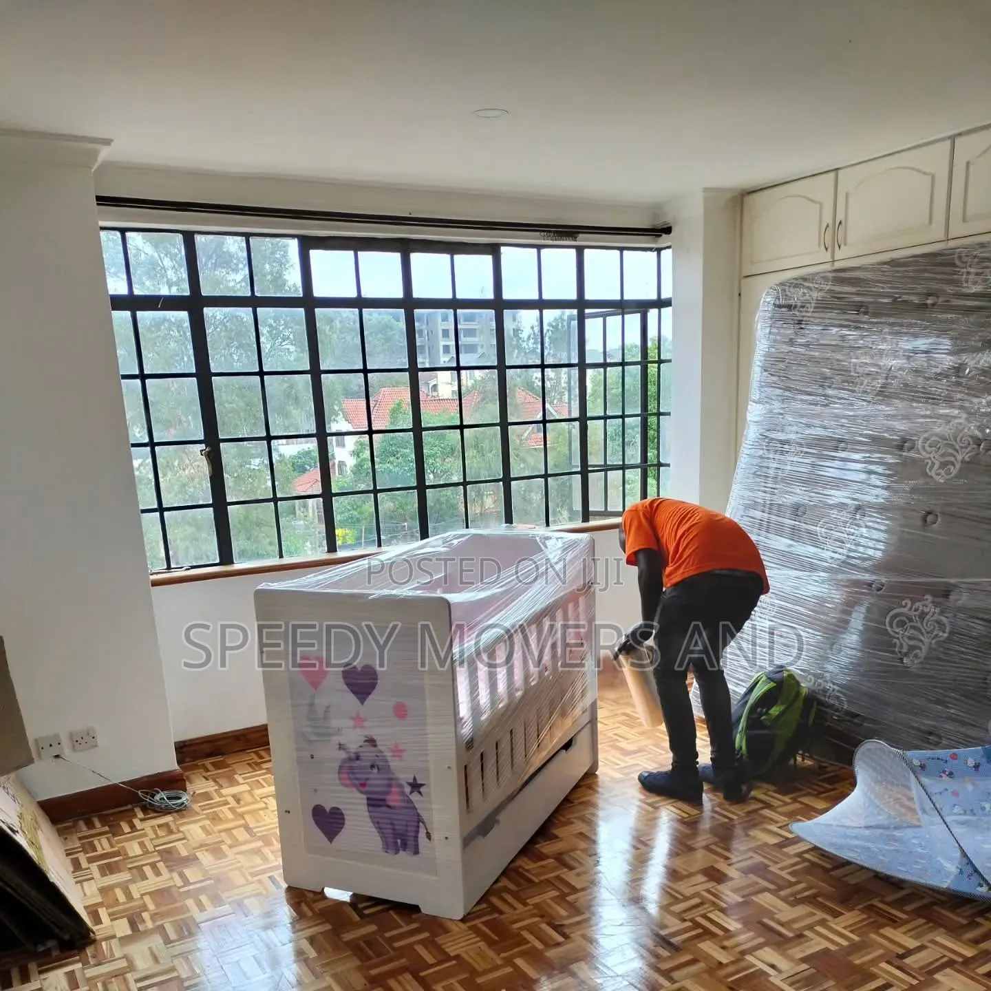 On-Time Delivery> Transport Services Handy