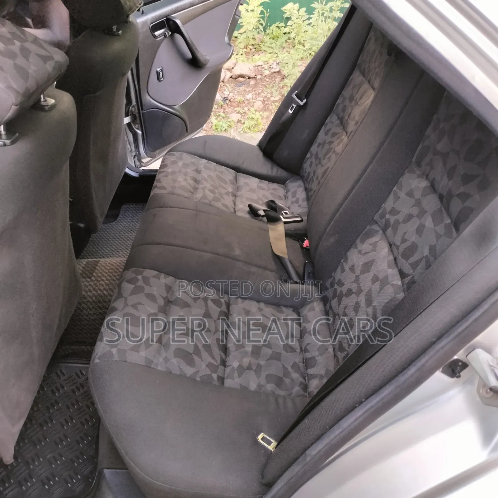 Mercedes-Benz C200 1998 Silver