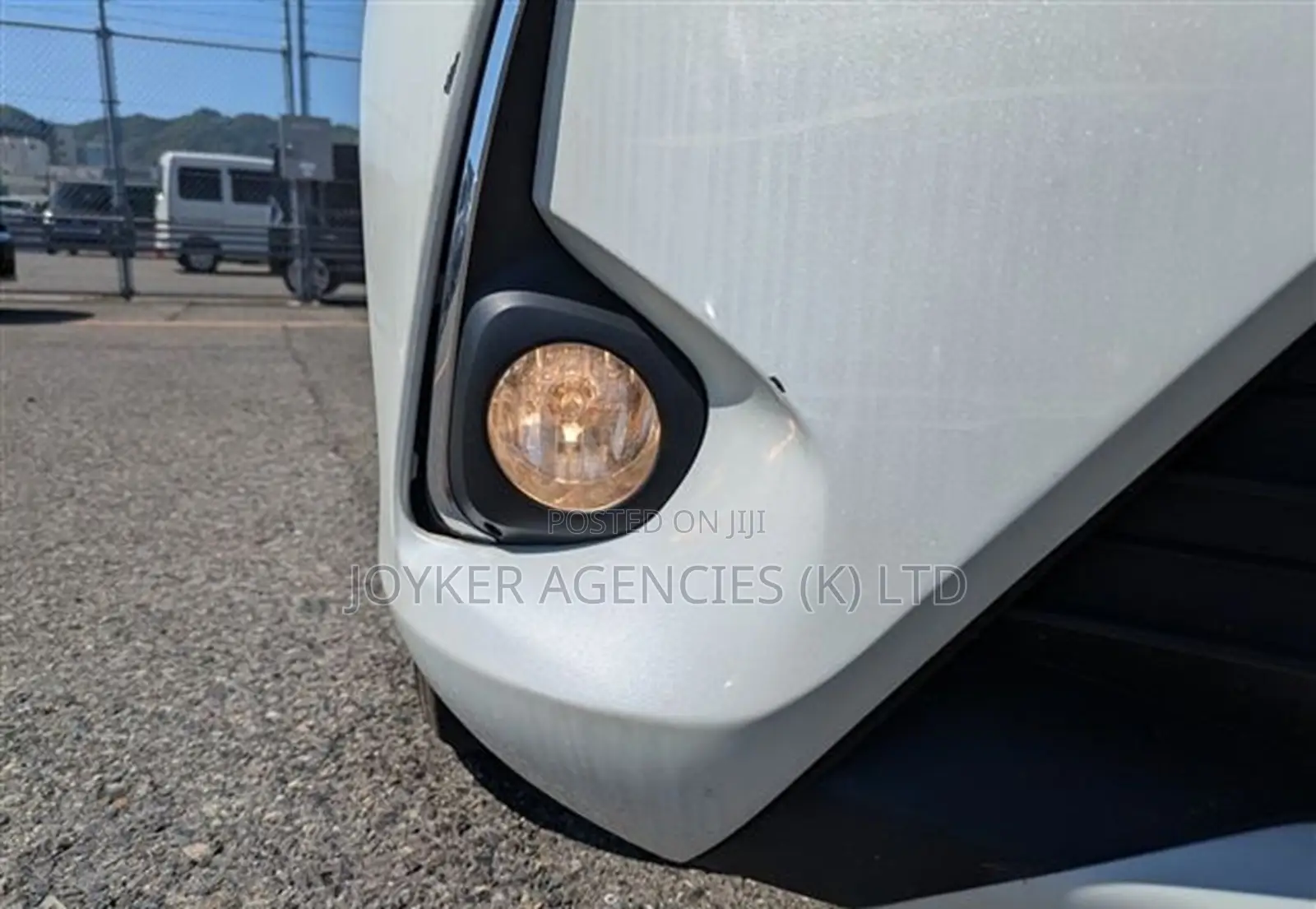 Toyota Vitz 2019 Silver