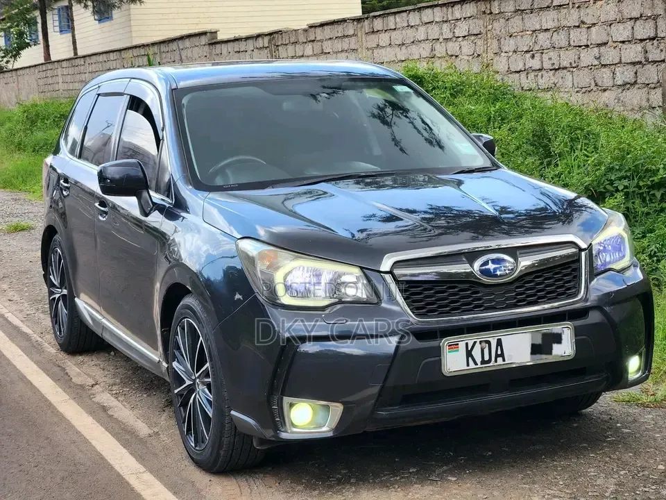 Subaru Forester 2014 Gray