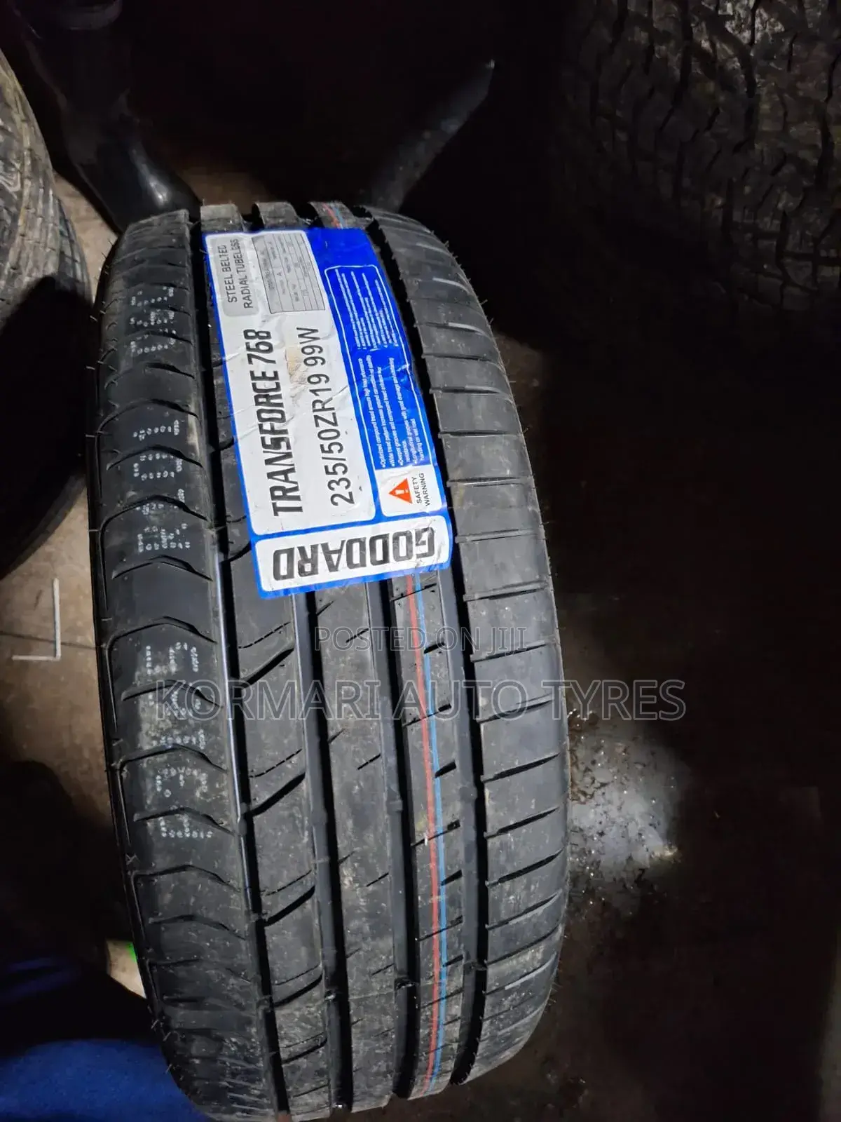 235/50r19 Godard 99w