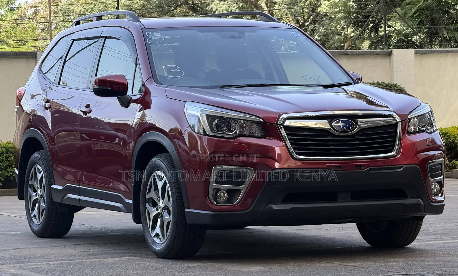 Subaru Forester Premium AWD 2019 Maroon