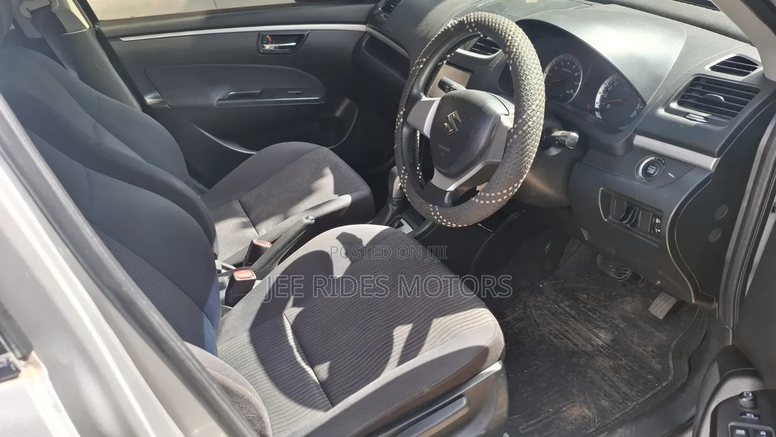 Suzuki Swift 2014 Silver