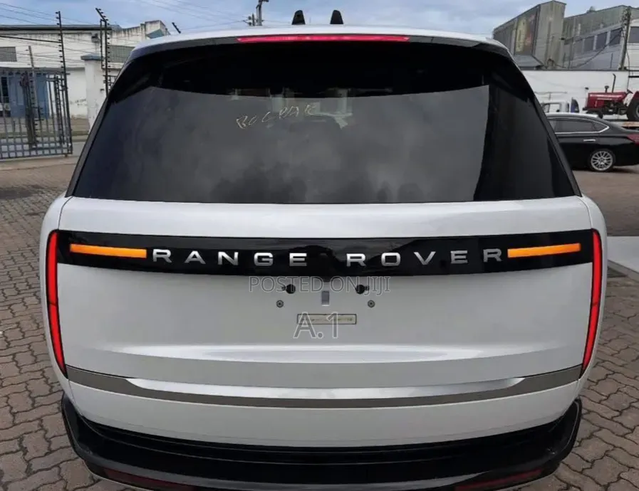 Land Rover Range Rover Autobiography 2024 White