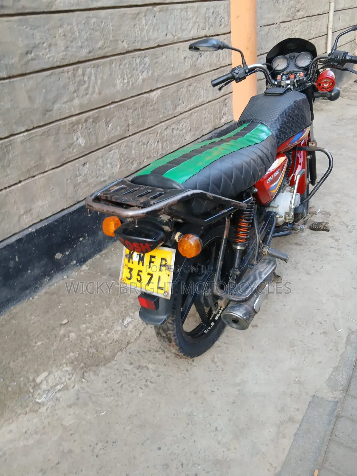 Bajaj Boxer 150 UG 2023 Red