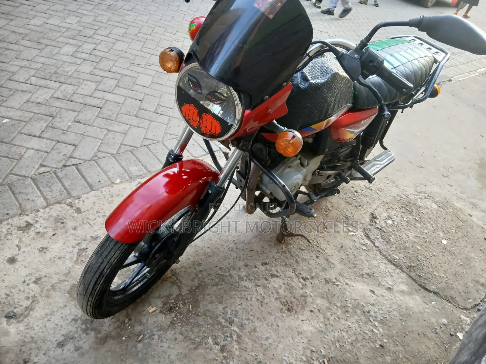 Bajaj Boxer 150 UG 2023 Red