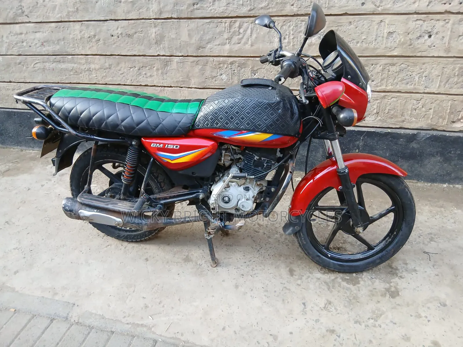 Bajaj Boxer 150 UG 2023 Red