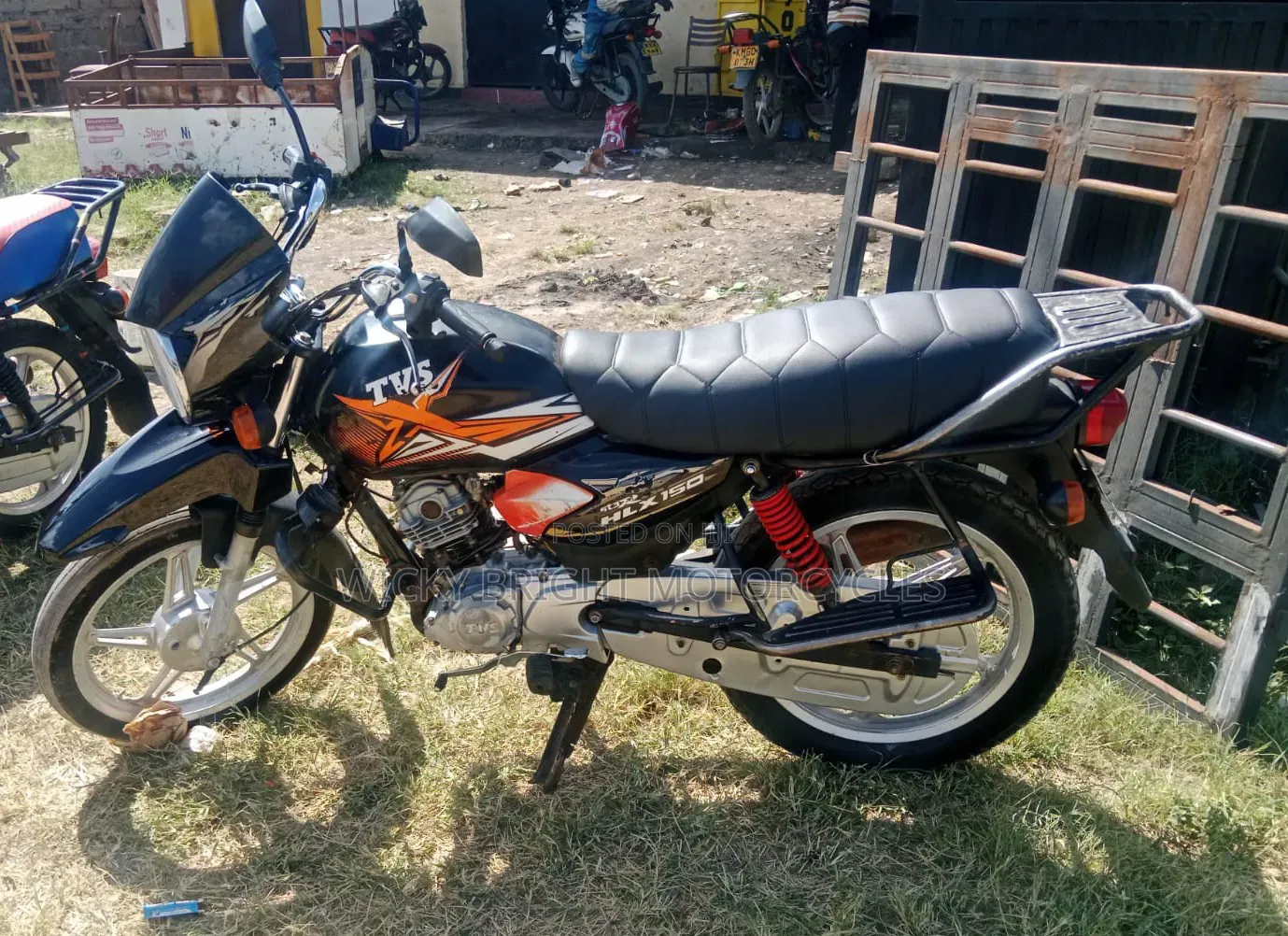TVS HLX Plus ES 2024 Black