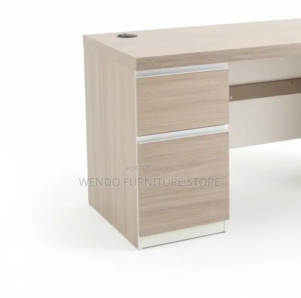 Office Desk; 1.4 Meters Executive Working Ceeter Desk