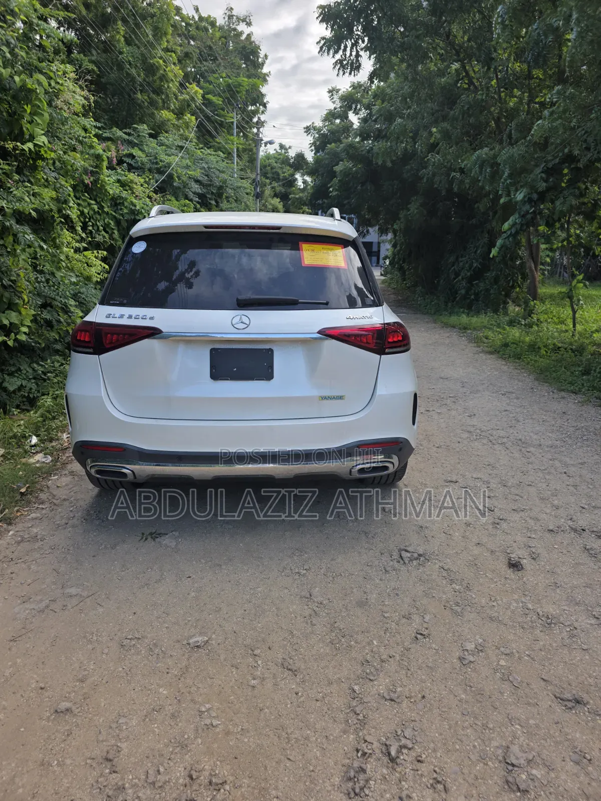 Mercedes-Benz GLE-Class GLE 300d 4MATIC 2019 White