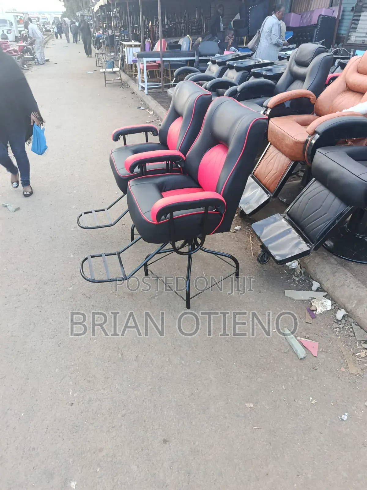 Rotating Simple Kinyozi Chairs