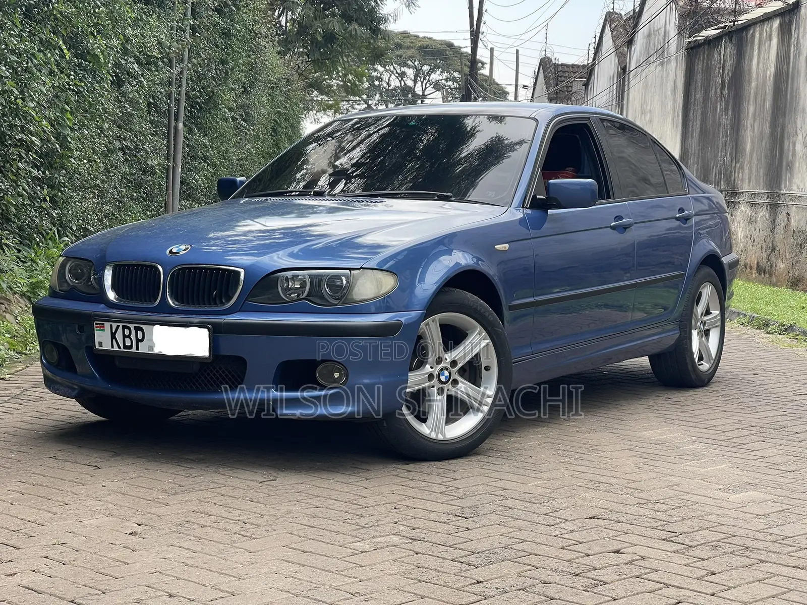 BMW 318i 2005 Blue