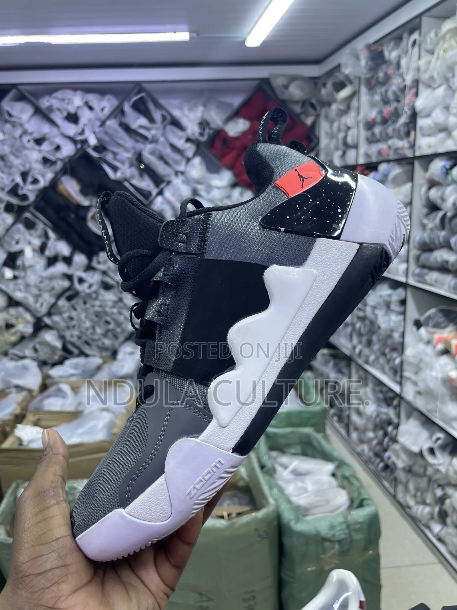 Jordan Zoom Zero Gravity
