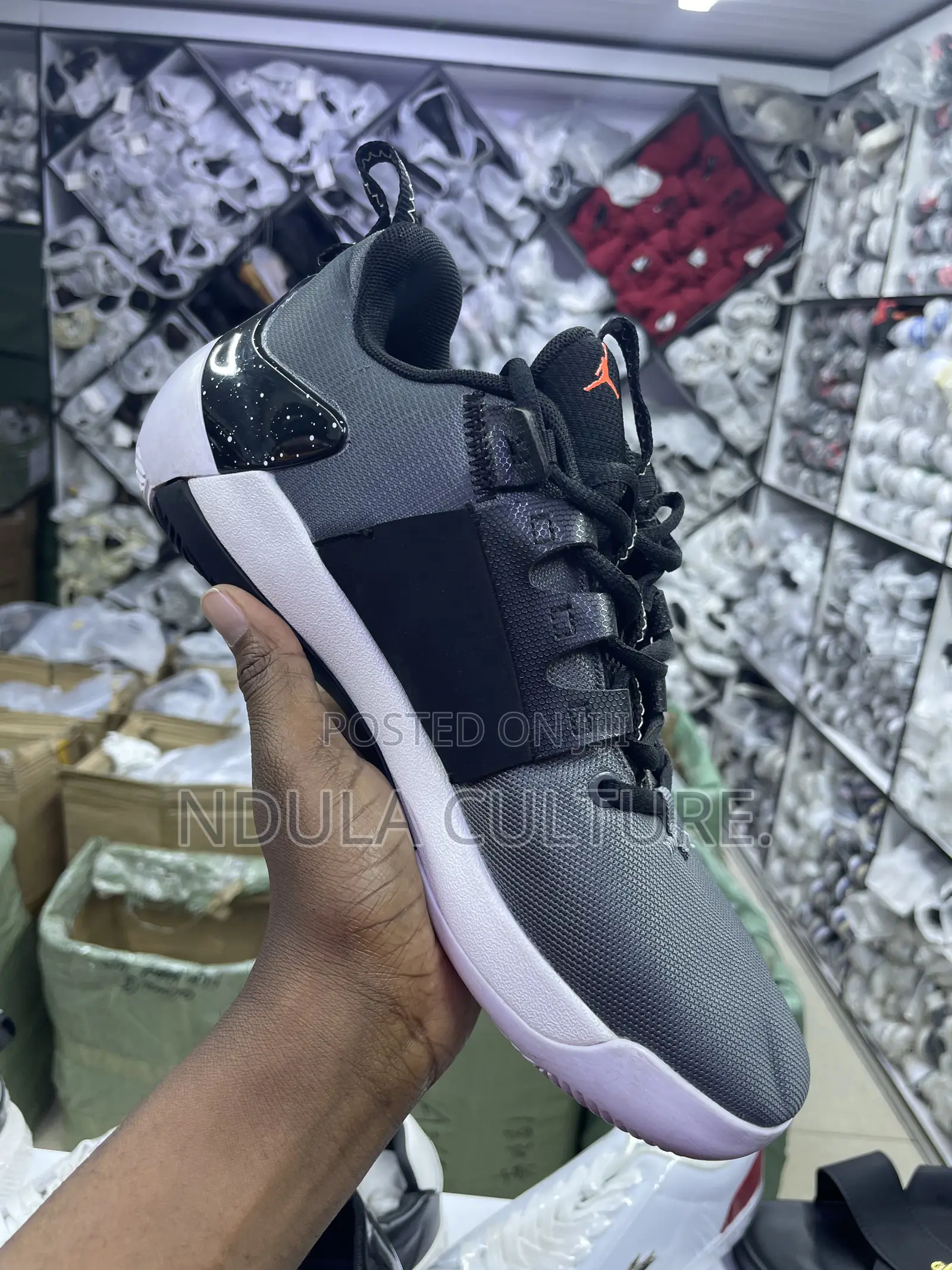 Jordan Zoom Zero Gravity