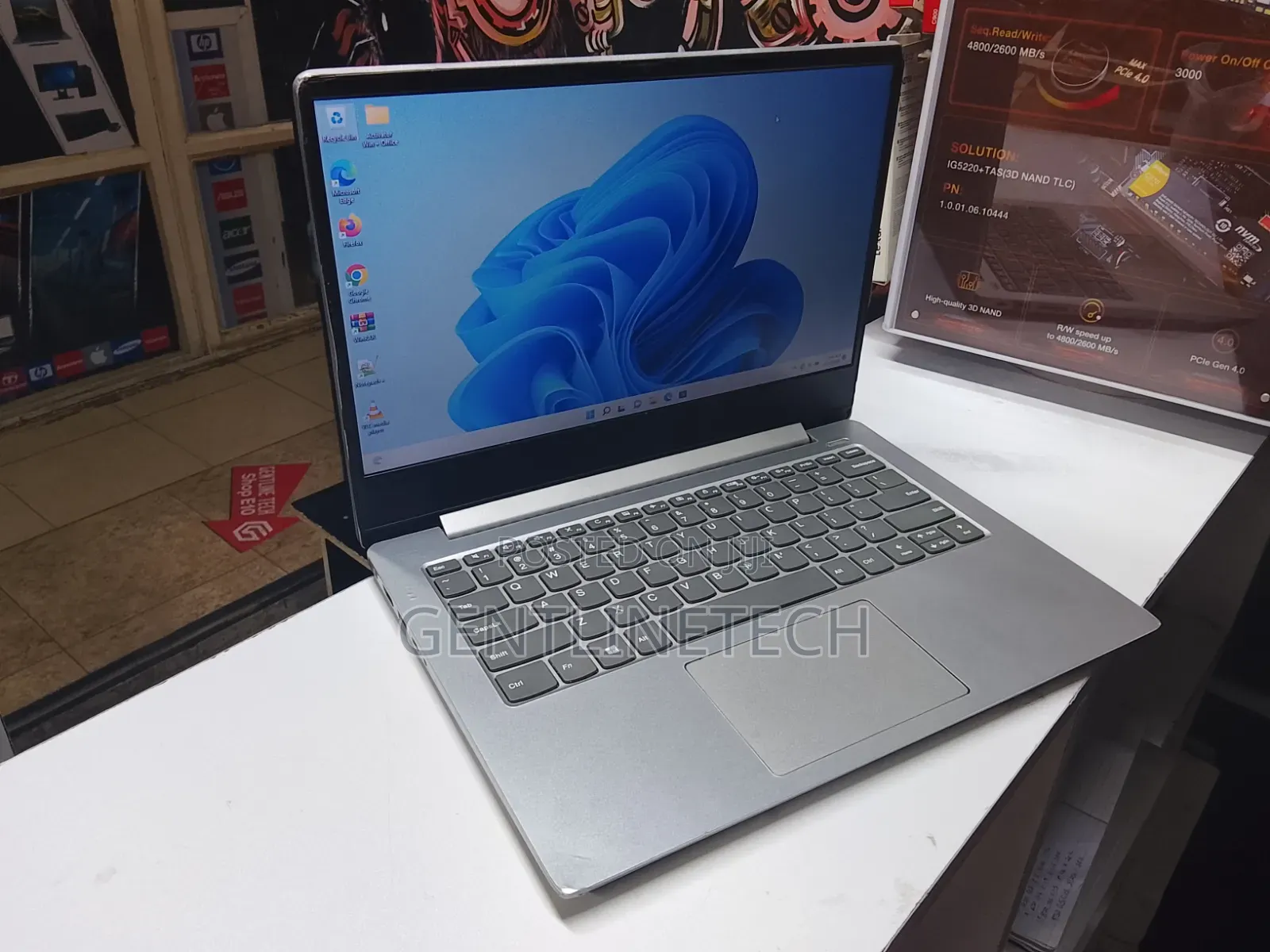 Laptop Lenovo 8GB Intel Core i5 SSD 128GB