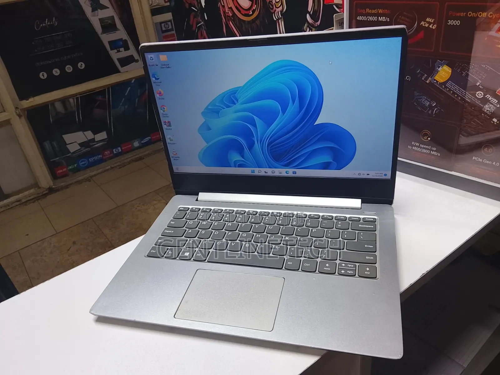 Laptop Lenovo 8GB Intel Core i5 SSD 128GB