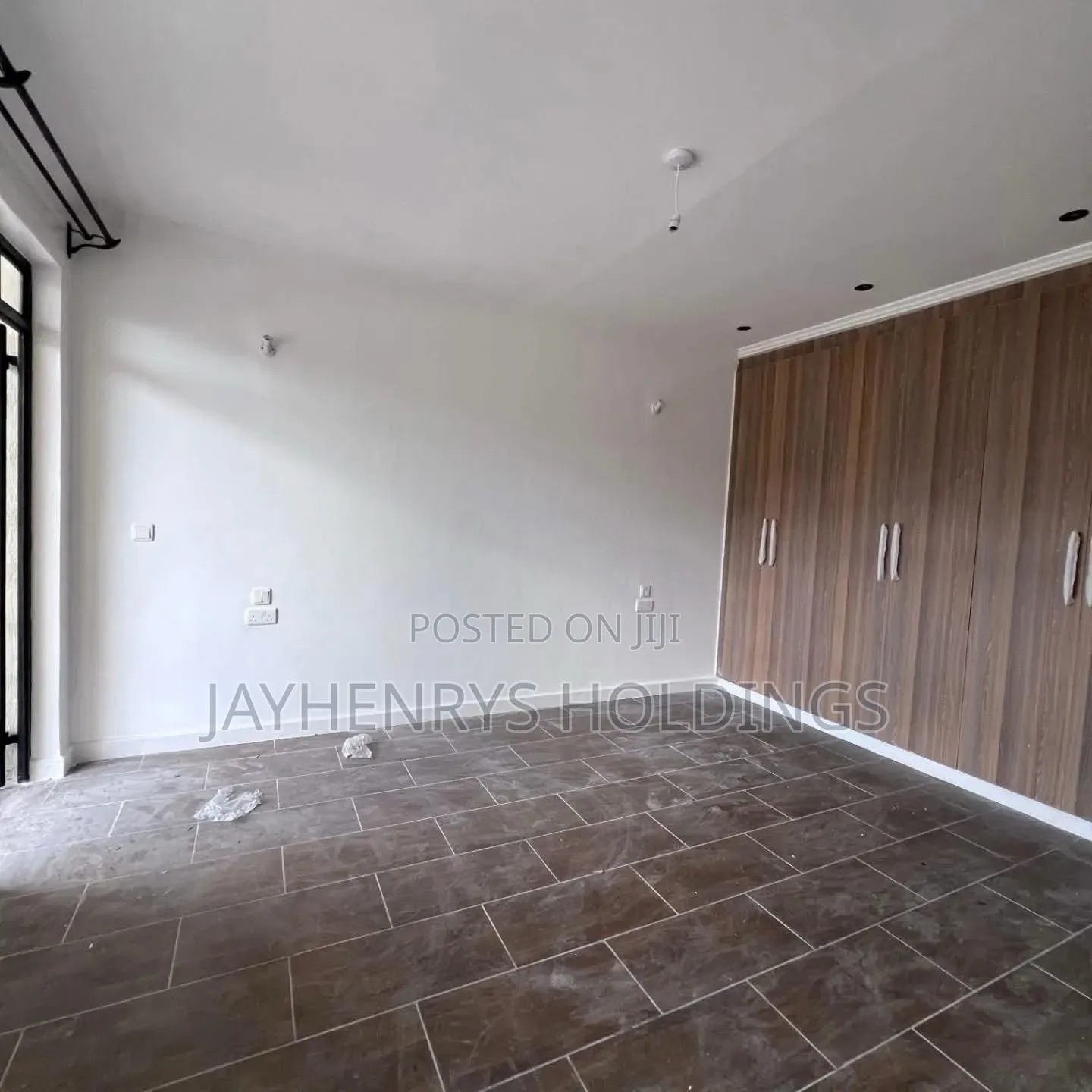 4bdrm House in Gateway Mall Area for rent