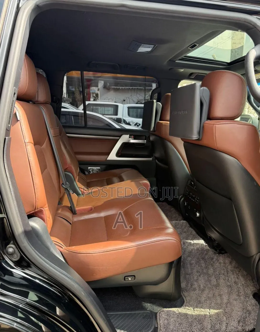 Toyota Land Cruiser 4.6 V8 ZX 2019 Black