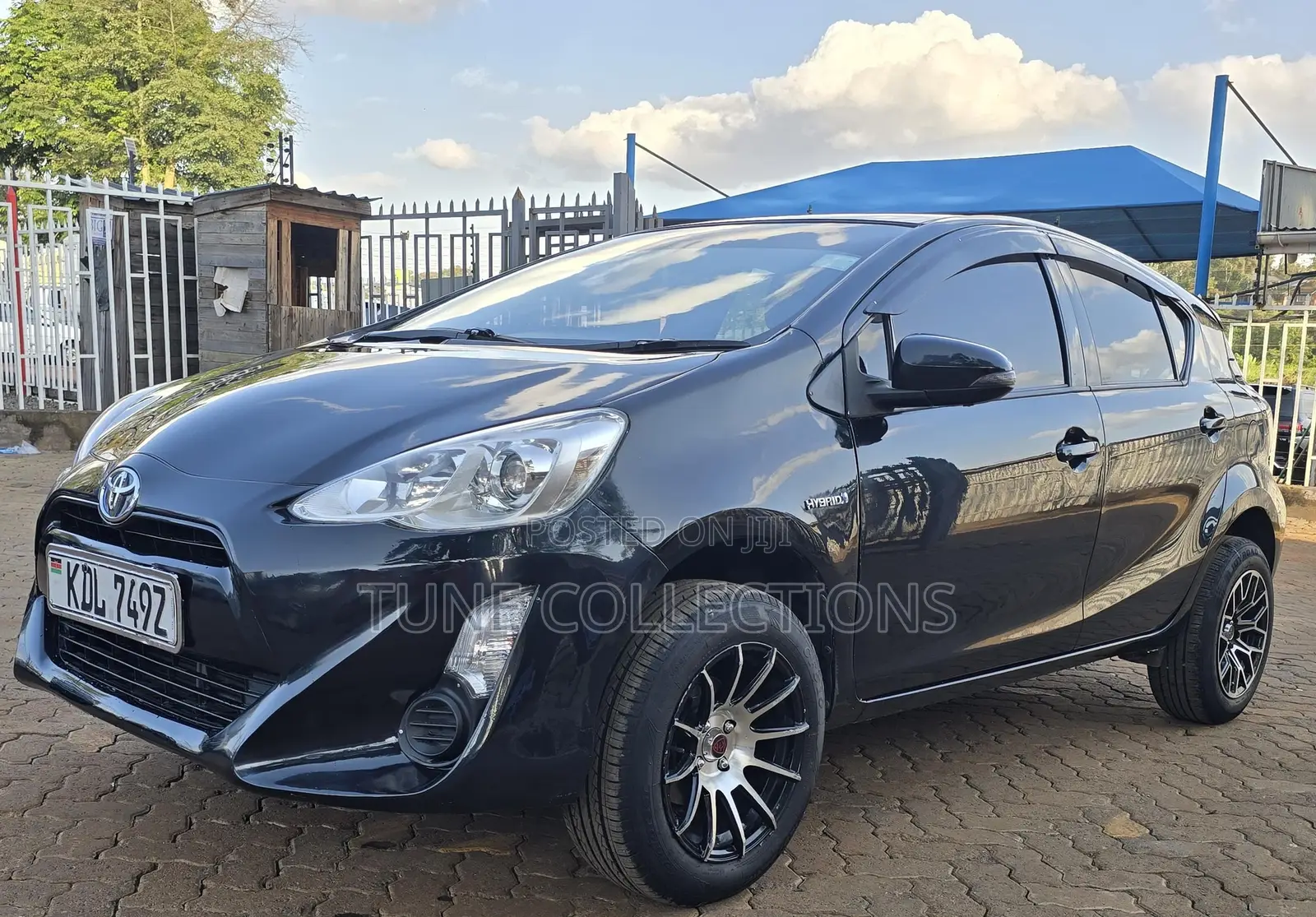 Toyota Aqua 2016 Black