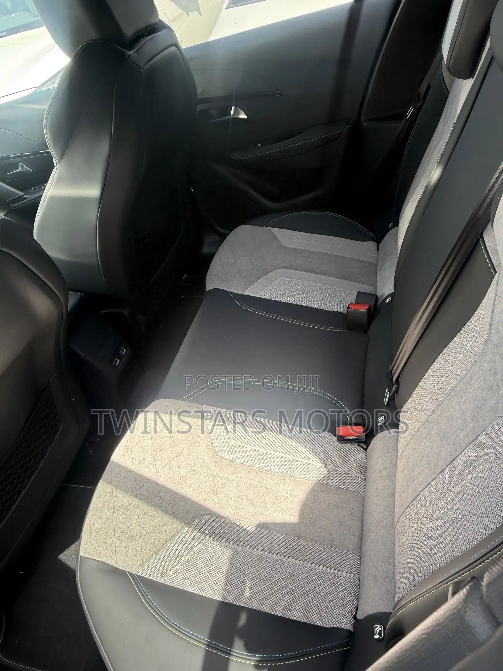 Peugeot 208 2019 Pearl