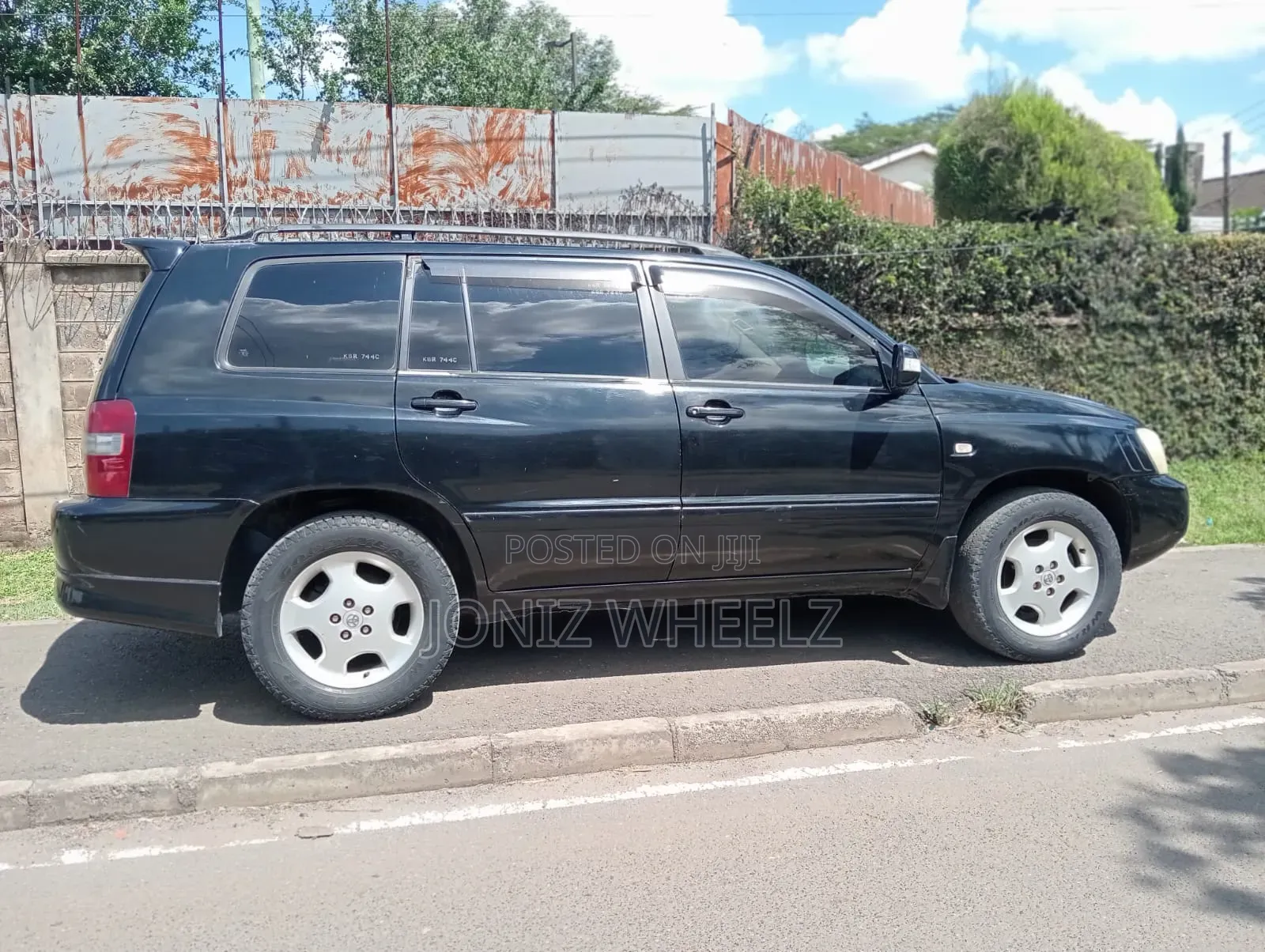 Toyota Kluger 2004 Black