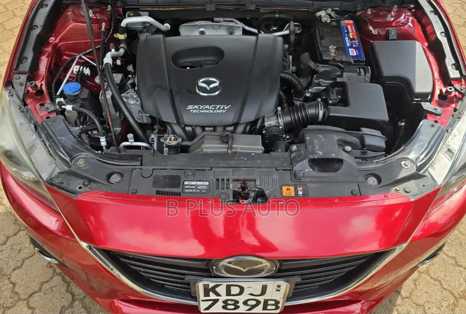 Mazda Axela 2015 Red