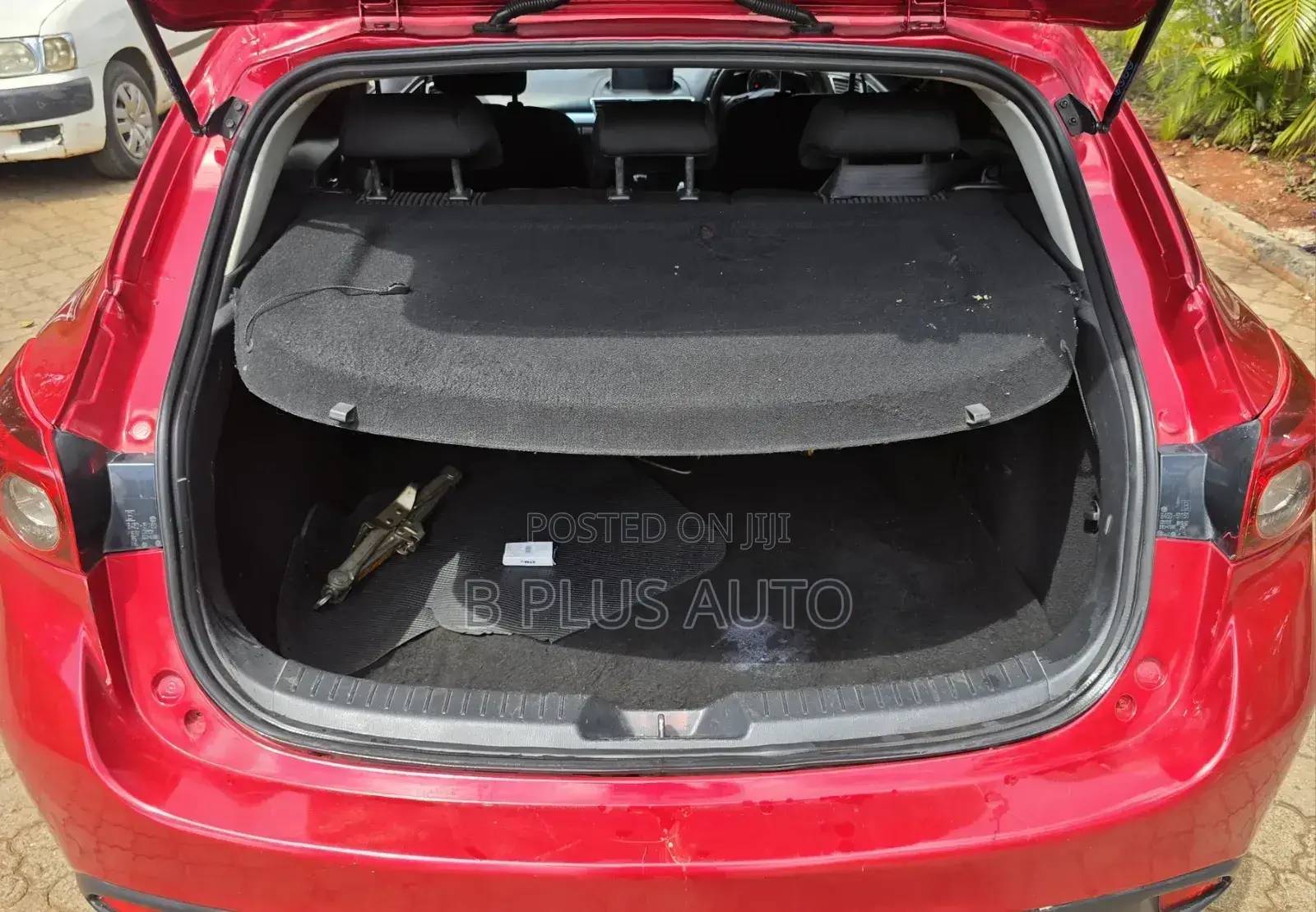 Mazda Axela 2015 Red