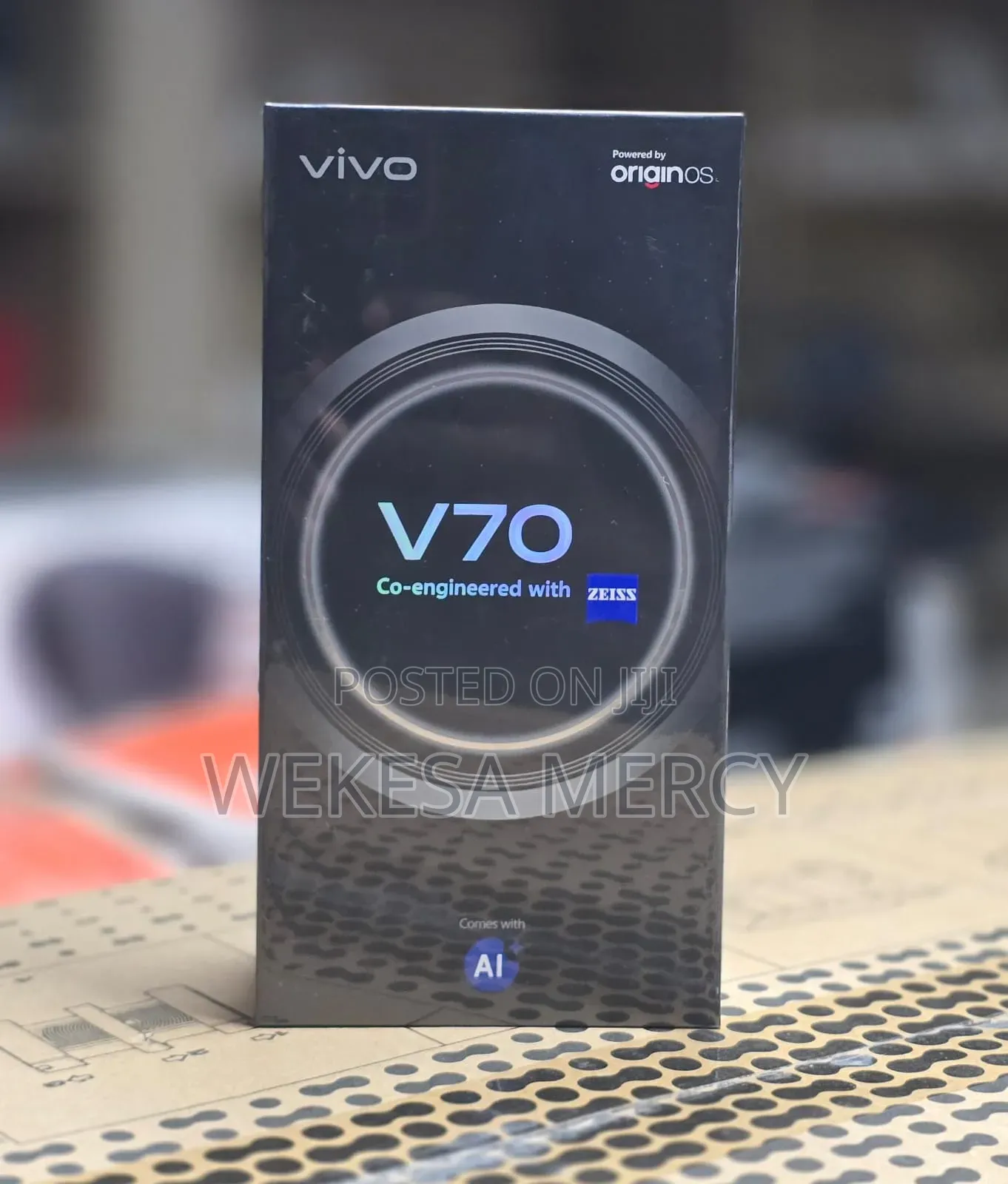 New Vivo V70 512 GB Gray