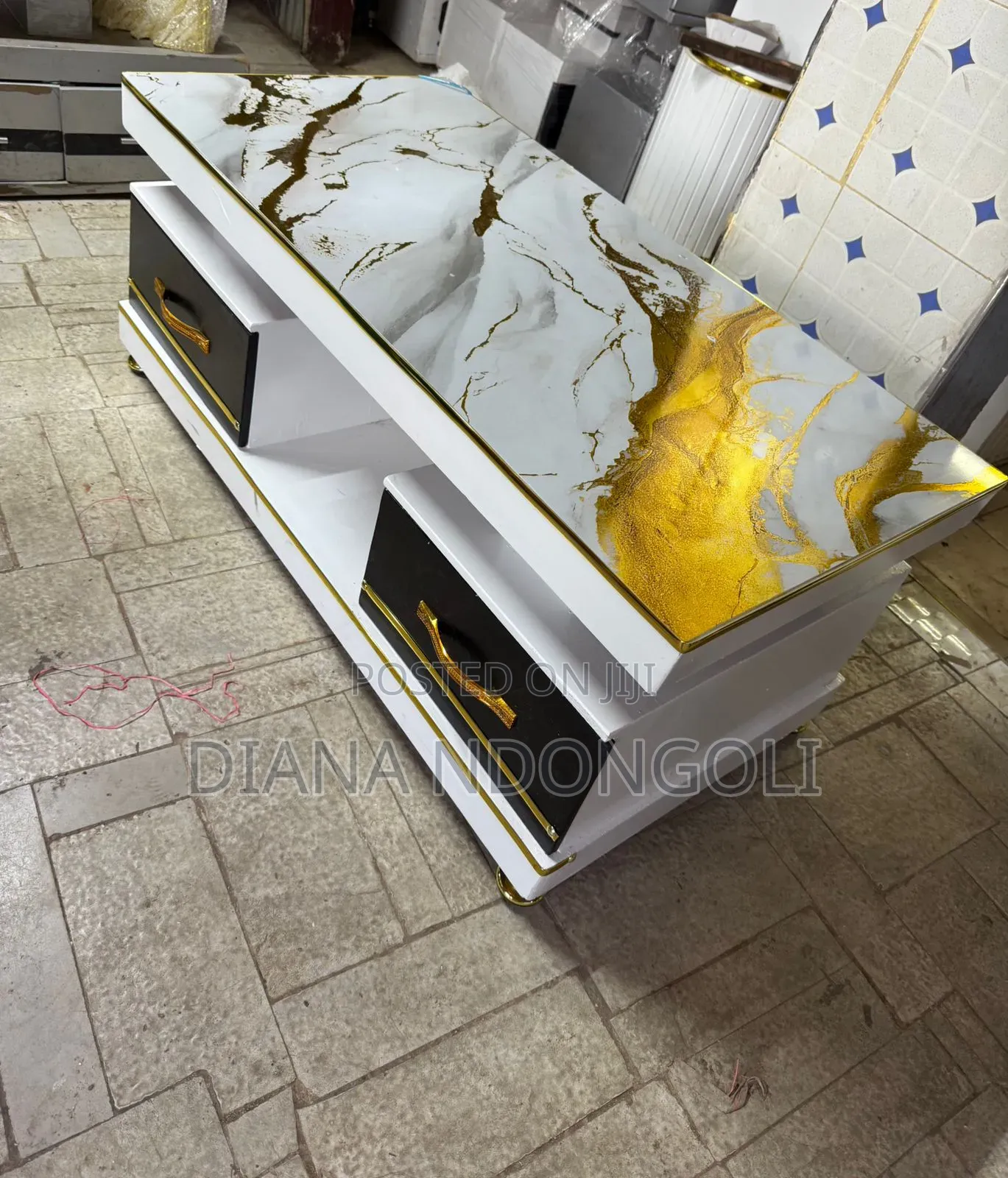 Executive White Coffee Table With Marble Topping at 8999