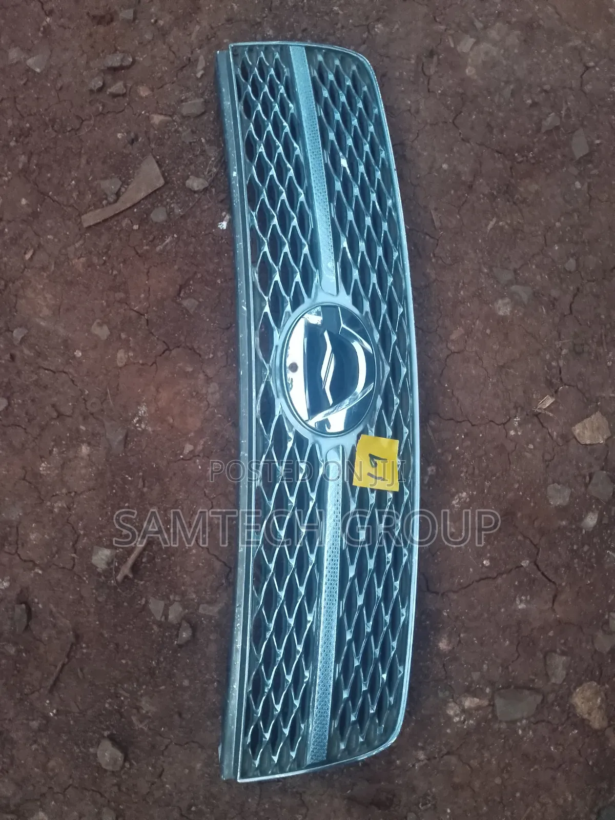 Toyota Fielder 2008 Grill for Sale