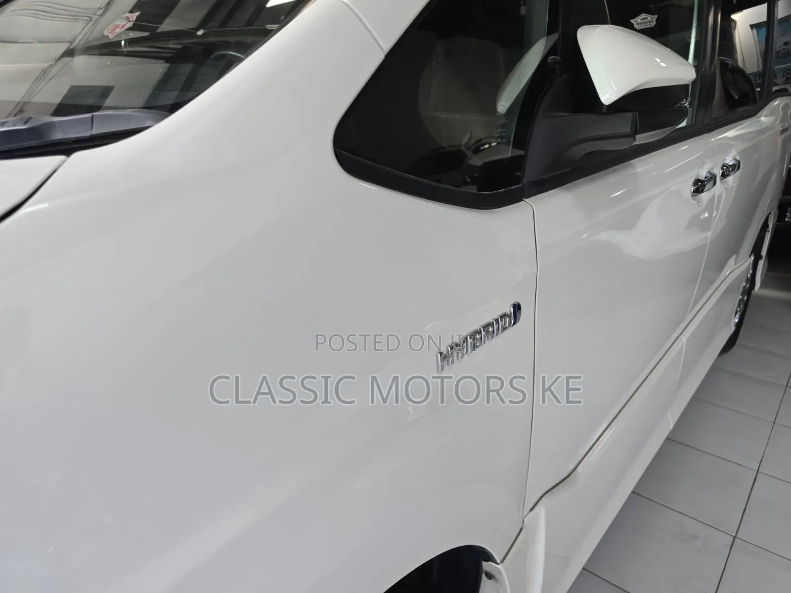 Toyota Noah 1.8 FWD Hybrid (7 seater) 2020 White