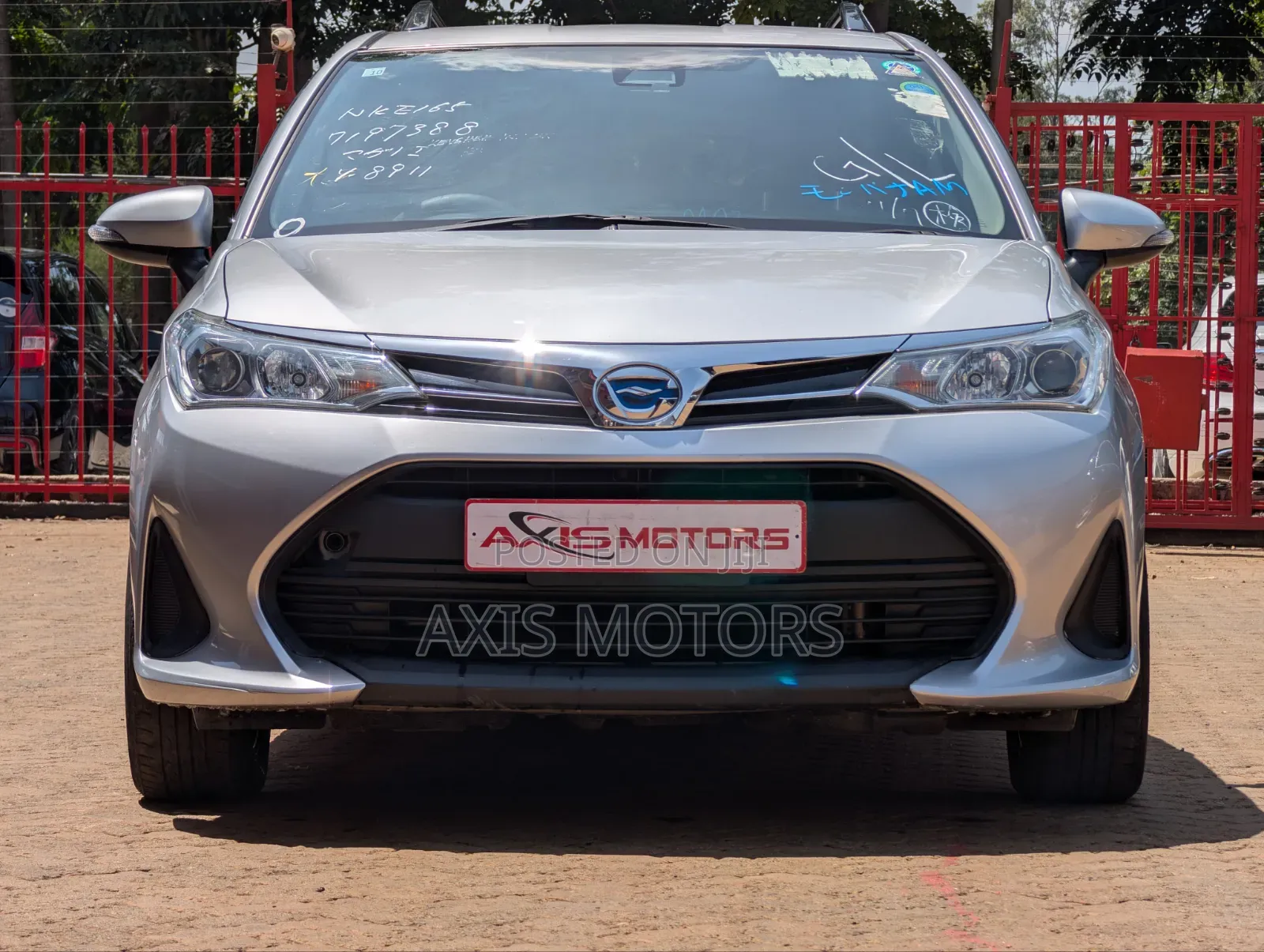 Toyota Corolla Fielder 2019 Silver