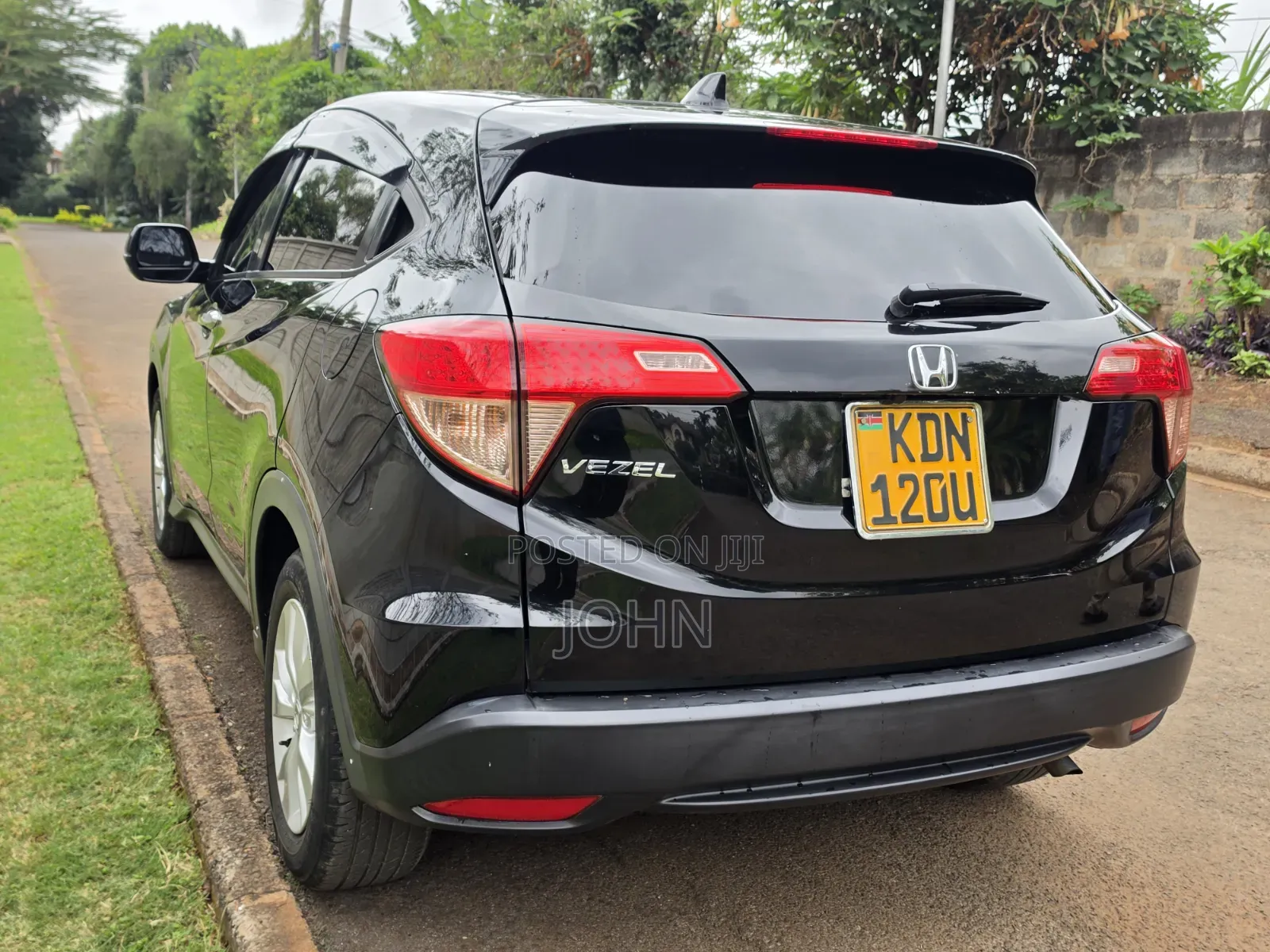 Honda Vezel 1.5 2WD 2016 Black